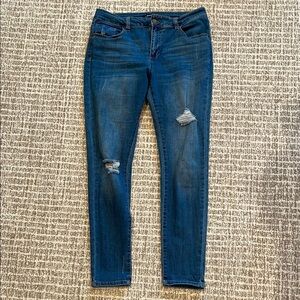 Trendy Ripped Denim Jeans